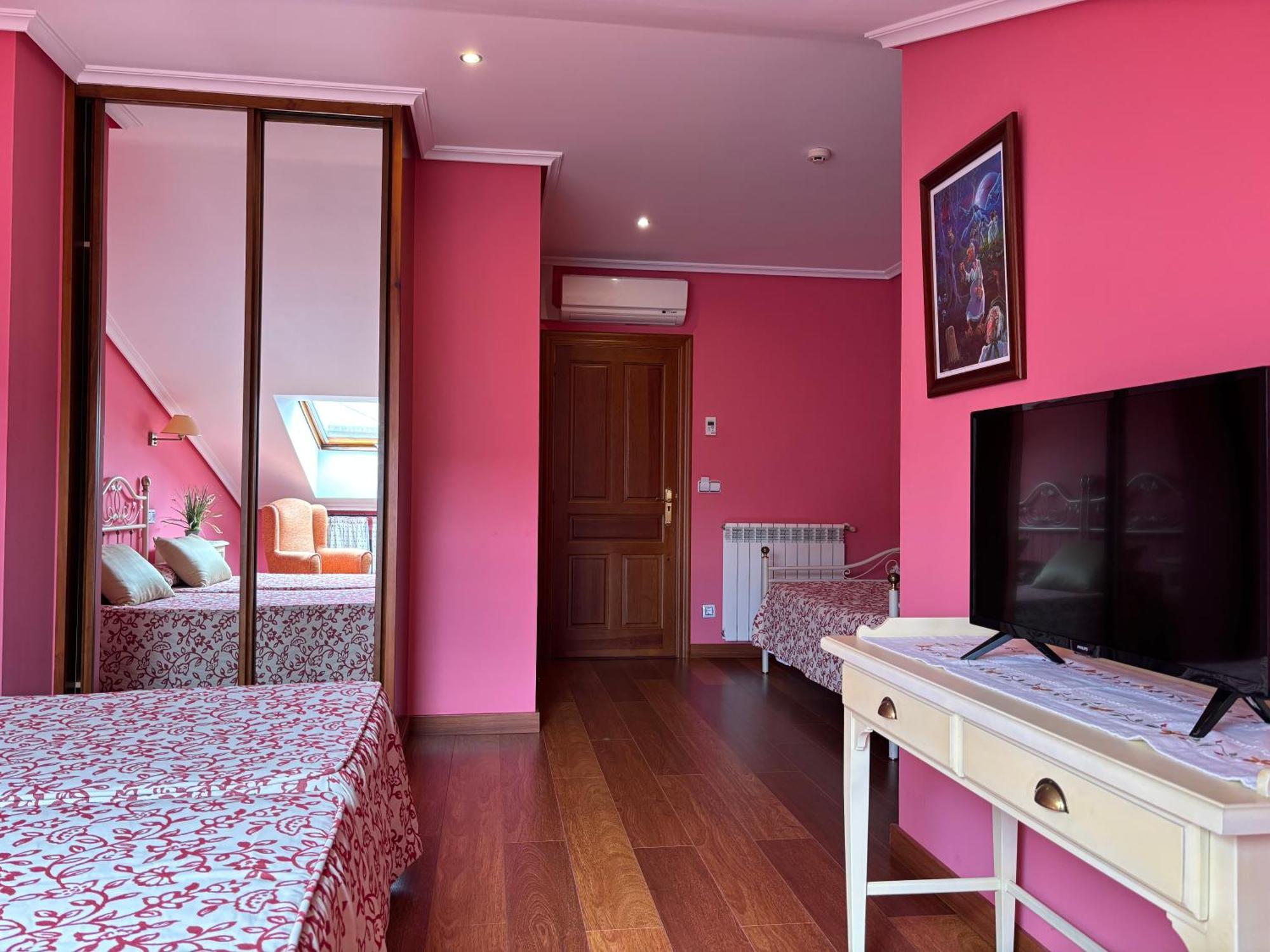 Hotel Casona Los Caballeros Santillana del Mar Exteriör bild